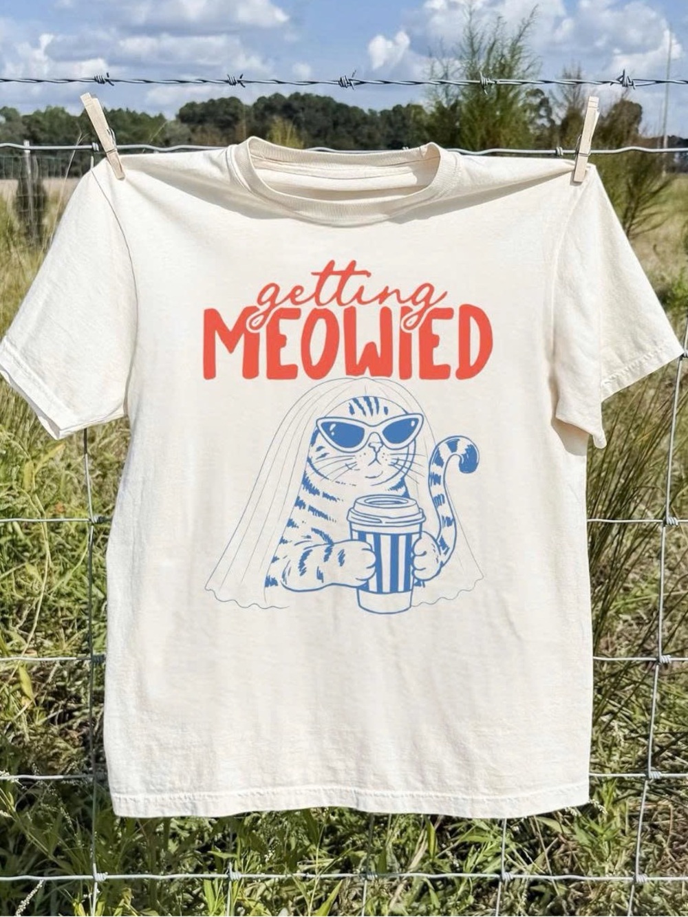 Getting Meowied Cat Graphic Tee - White with Coral & Blue Print